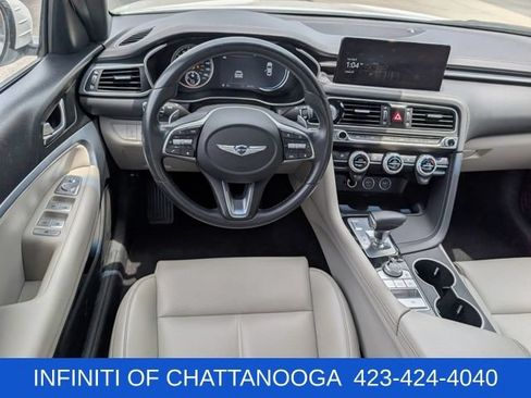 Used 2023 Genesis G70 2.0T RWD image 9