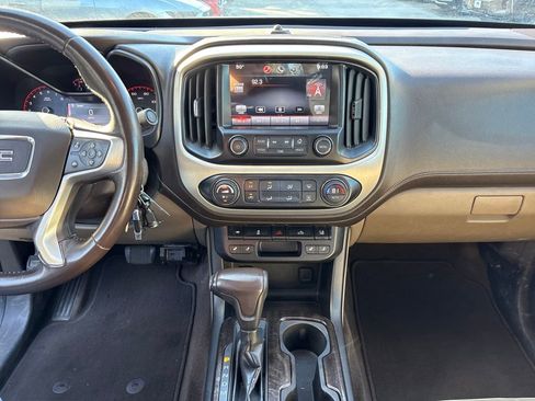 Used 2015 GMC Canyon SLT w/ LPO, Gearon Divider Package image 25