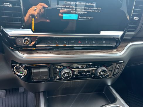 New 2026 Chevrolet Silverado 1500 RST AWD/4WD image 18