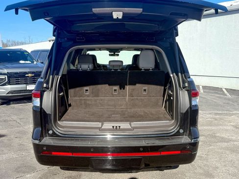 Used 2022 Lincoln Navigator Reserve image 12