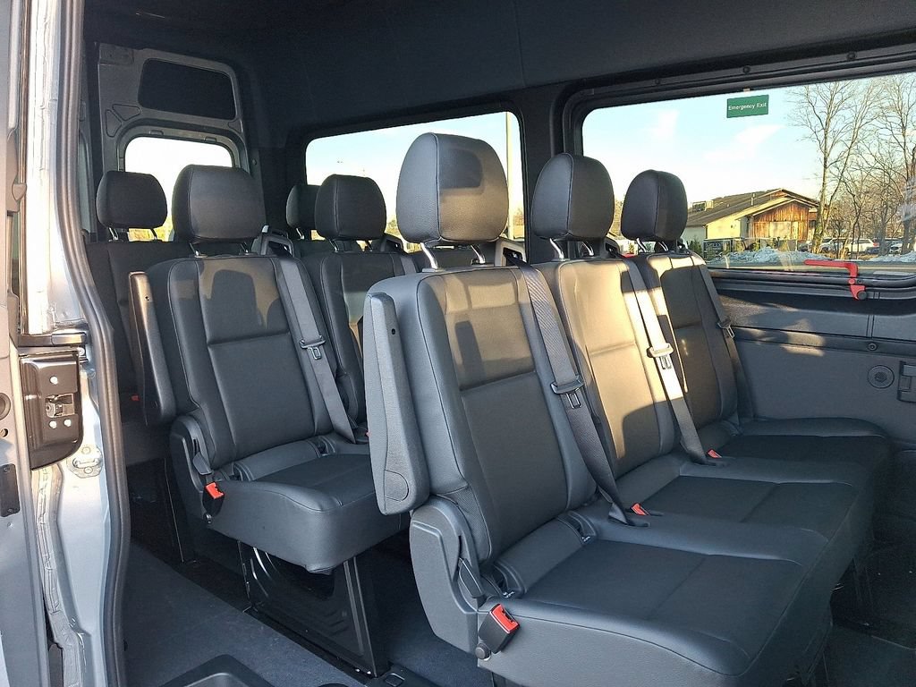 New 2025 Mercedes-Benz Sprinter 2500 image 6