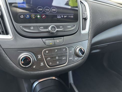 Used 2023 Chevrolet Malibu LT image 20