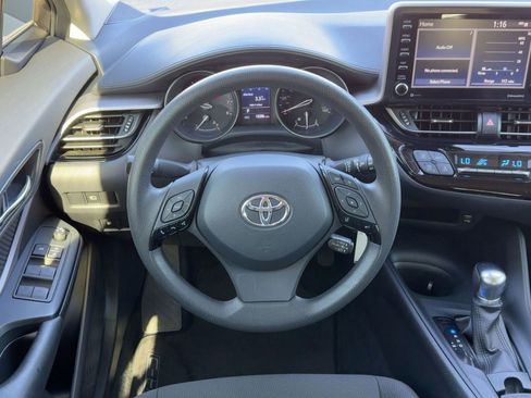 Used 2021 Toyota C-HR LE image 20