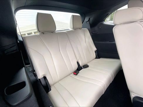 Used 2025 Acura MDX A-Spec image 29