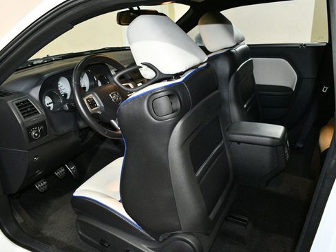 Used 2011 Dodge Challenger SRT8 w/ SRT Option Group II image 15