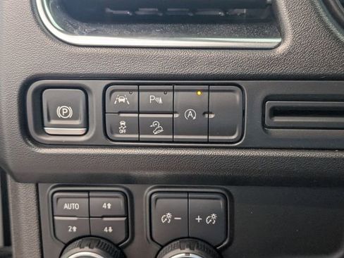 Used 2024 Chevrolet Tahoe Z71 image 27