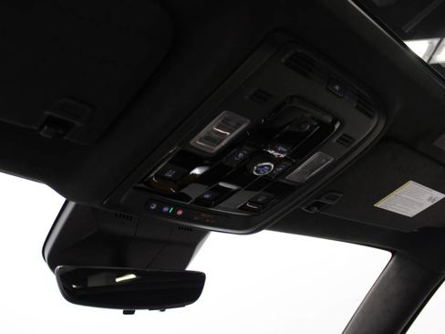 Certified 2025 Cadillac Escalade ESV Sport Platinum image 30