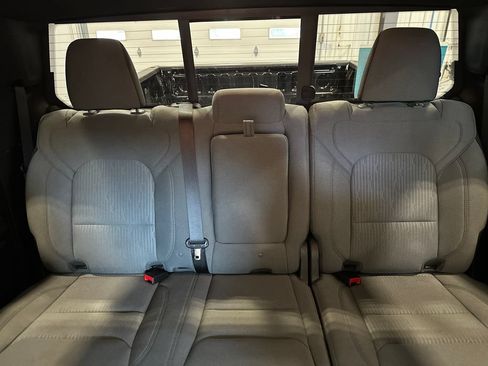 Used 2023 RAM 1500 Big Horn AWD/4WD image 24