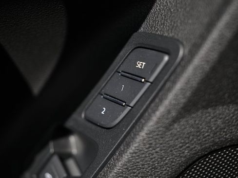 New 2025 Audi Q3 2.0T Premium image 17