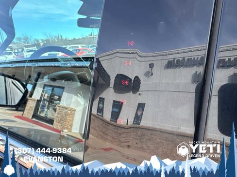 Used 2024 Ford Expedition Max Limited image 24