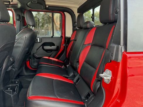 Used 2020 Jeep Gladiator Sport w/ Quick Order Package 24S AWD/4WD image 17