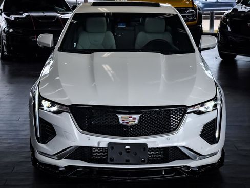 Used 2024 Cadillac CT4 Premium Luxury image 3