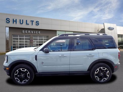 Certified 2024 Ford Bronco Sport Outer Banks w/ Tech Package image 2