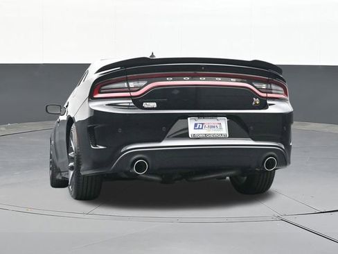 Used 2023 Dodge Charger Scat Pack w/ Technology Group RWD image 42