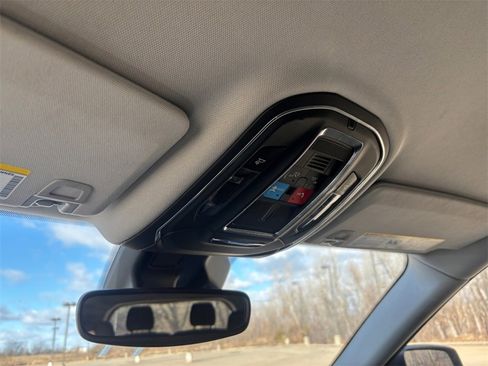 Used 2023 Jeep Grand Cherokee L Laredo image 30