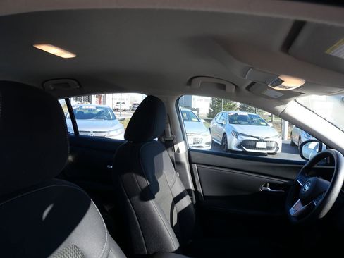 Used 2022 Nissan Sentra S image 29