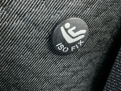 New 2025 Nissan Versa SR w/ Trunk Package image 14