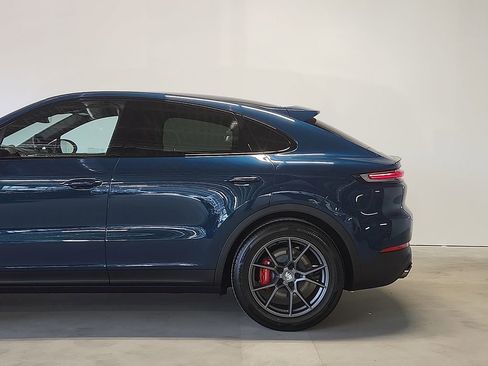 New 2026 Porsche Cayenne S AWD/4WD image 7