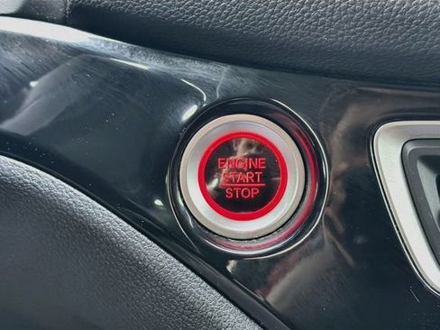 Used 2021 Honda Pilot Touring image 37
