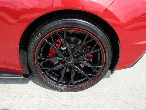 Used 2024 Chevrolet Corvette Stingray Preferred Conv w/ Stealth Interior Trim Package RWD image 24