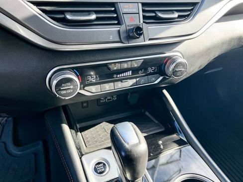 Used 2023 Nissan Altima 2.5 SR AWD/4WD image 21