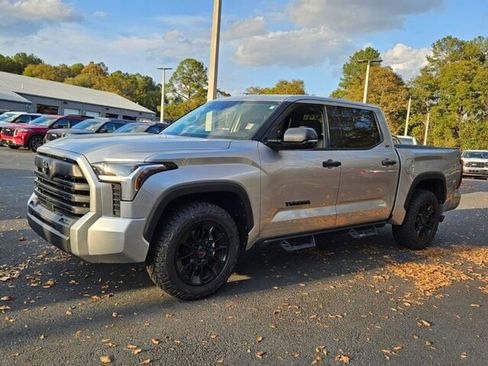 Used 2023 Toyota Tundra SR5 image 3
