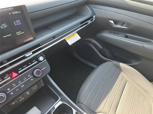 New 2026 Hyundai Santa Cruz SE image 21