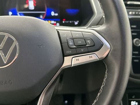 Certified 2023 Volkswagen Tiguan SE AWD/4WD image 9