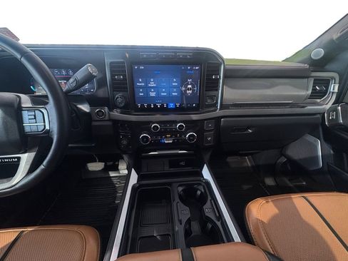 Used 2024 Ford F250 Platinum w/ Tremor Off-Road Package image 13