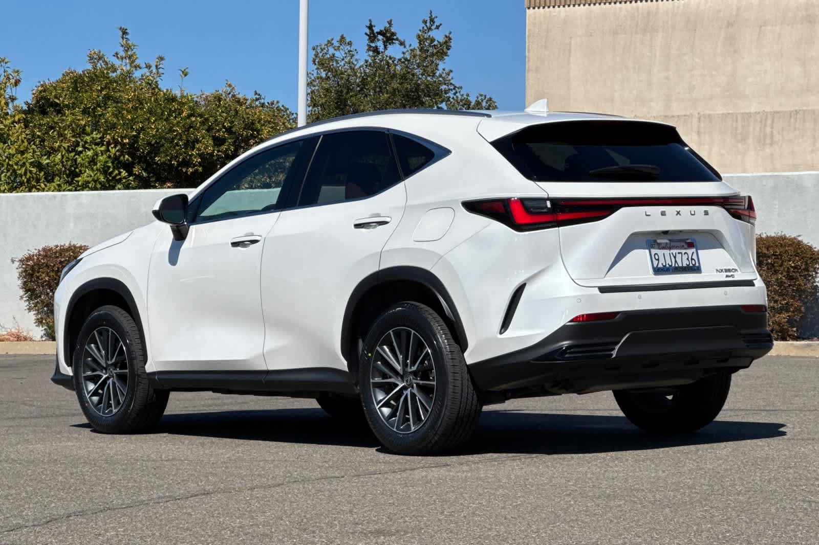 Certified 2024 Lexus NX 350h AWD image 7