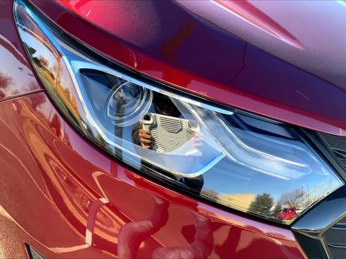 Used 2021 Chevrolet Equinox LT image 27