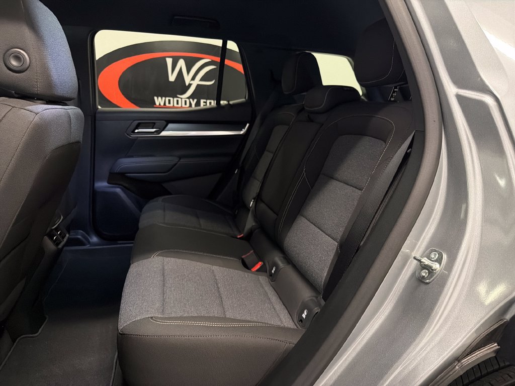 New 2027 GMC Terrain Elevation w/ Black Edition FWD image 9