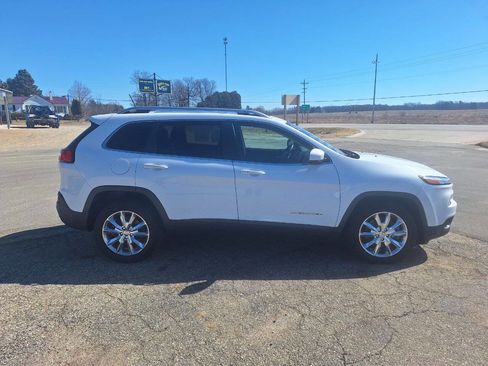 Used 2014 Jeep Cherokee Limited w/ Luxury Group image 3