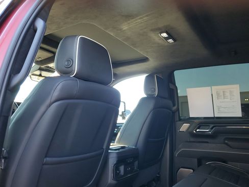 Used 2024 GMC Sierra 2500 AT4X w/ AT4X AEV Edition image 14