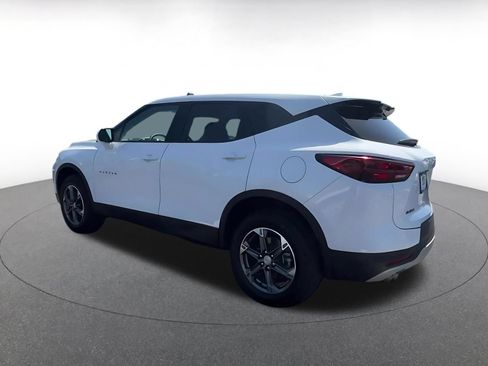 Used 2025 Chevrolet Blazer LT FWD image 10