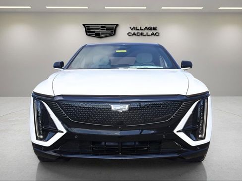 New 2026 Cadillac Lyriq Sport RWD image 8