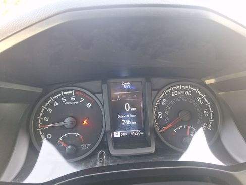 Used 2023 Toyota Tacoma SR image 21