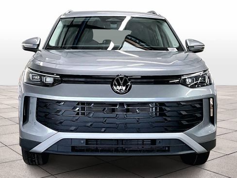 New 2026 Volkswagen Tiguan S image 5