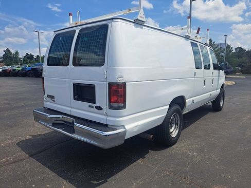 Used 2013 Ford E-350 and Econoline 350 Extended Super Duty w/ Commercial Cargo Van Pkg RWD image 3