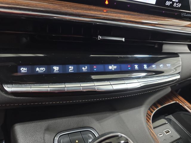 Used 2023 Cadillac Escalade ESV Premium Luxury AWD/4WD image 19