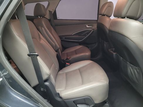 Used 2017 Hyundai Santa Fe Limited image 19