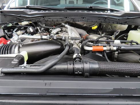 Used 2024 Ford F350 Limited w/ FX4 Off-Road Package image 37