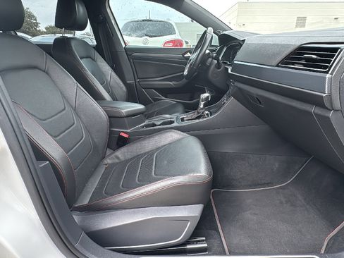Used 2019 Volkswagen Jetta GLI Autobahn image 28
