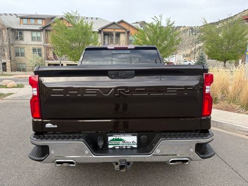 Used 2019 Chevrolet Silverado 1500 LTZ w/ LTZ Premium Package image 7