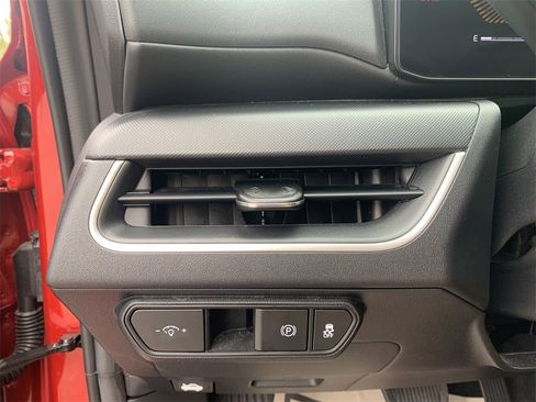 Used 2025 Kia K4 LXS image 16