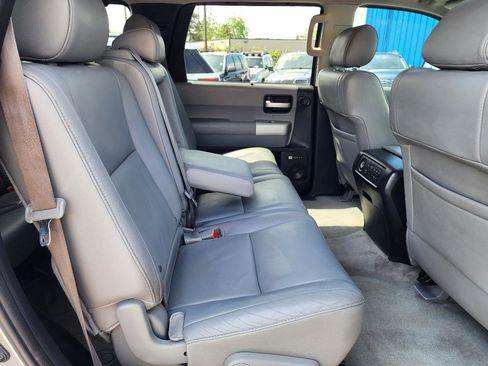 Used 2008 Toyota Sequoia Limited RWD image 28