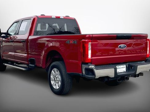Used 2023 Ford F250 XLT w/ F-250 >10K GVWR Package image 13