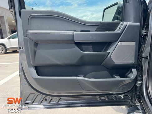 New 2025 Ford F150 Lariat w/ Equipment Group 502A High image 15