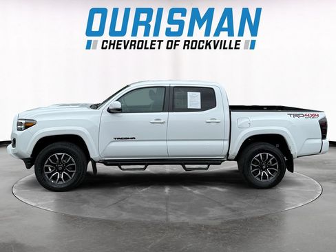 Used 2023 Toyota Tacoma TRD Sport AWD/4WD image 3