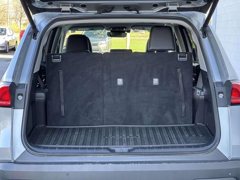 Used 2024 Toyota Grand Highlander Limited image 17